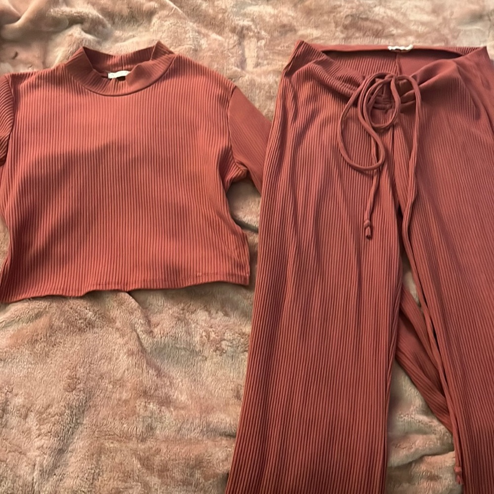 2 piece set